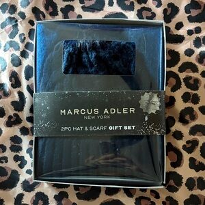 Marcus Adler Elegant Navy Scarf & Hat Set